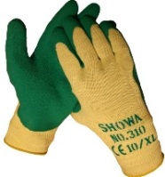 Beschermende handschoenen bij het grasmaaien